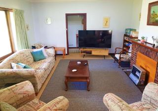 Warradale Lodge and Mini Golf - - 1