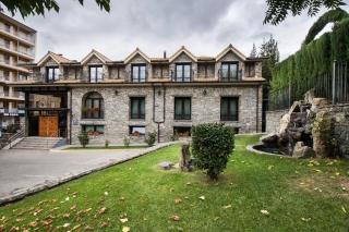 Hotel Villa Virginia - Sabiñánigo - 0