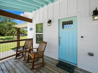 Five Oaks Cottage - Rockport - 8