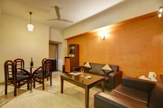 The Solace Hotel - Nehru Place - 1