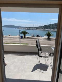 Seafront apt with terrace 4 bedrooms and mooring - Rogoznica - 5