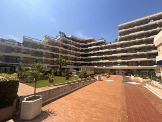 Appartement 2P, 4 Couchages, Terrasse et Salon de Jardin à 200m de la Plage, Fréjus - FR-1-226A-22 - 5