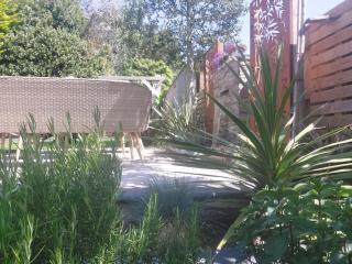 Beach House, with BBQ lodge and Hot Tub! - Bournemouth - 7