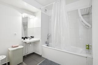 Apart-Chic-Les-Ulis With Balcon, Terrasse and Parking - Les Ulis - 4