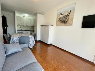 Apartment for six with shared pool - 2