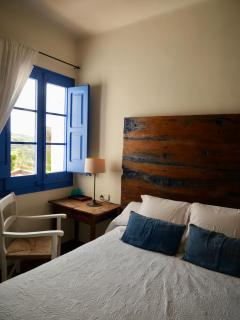 Hostal de la Plaça - Hotel Boutique - Cabrils - 3