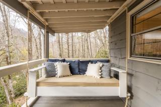 Poplar Hill Hideaway - Boone - 8