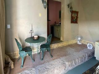 The Green Acorn Guest House - Ficksburg - 9