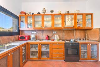Platanias Beachfront Villa Elsa-90m To Main Square - Platanias - 1