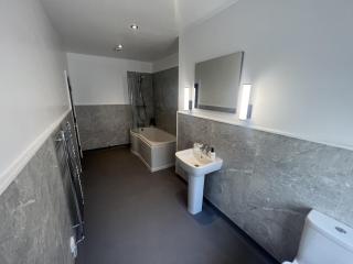 Fenwick Sunrise Hotel - Liverpool - 3