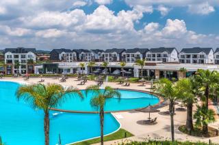 607 The Blyde Crystal Clear 2 Bedroom Beachfront - Pretoria - 0