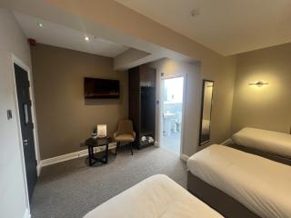 Fenwick Sunrise Hotel - Liverpool - 2