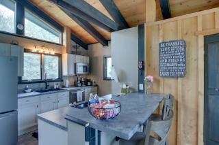 Riverfront Escape in Shawano on 3 Private Acres! - Shawano - 4
