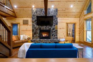 Massive Hochatown Lodge W Spa, Basketball & More - Broken Bow - 4