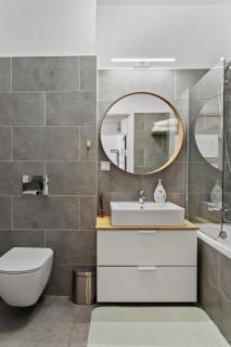 Atria Urban Gateway, 2BR Condo + Pool - Bucharest - 3