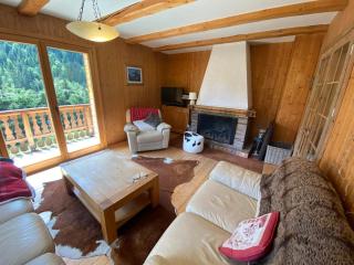 Chalet 5 Chambres à Châtel avec Multi Pass Été et 4 Salles de Bain – Confort et Charme Alpins - FR-1-693-1 - Châtel - 9
