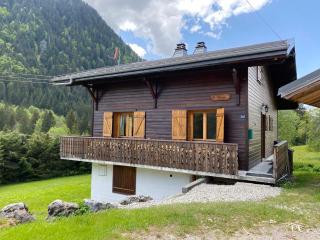 Chalet 5 Chambres à Châtel avec Multi Pass Été et 4 Salles de Bain – Confort et Charme Alpins - FR-1-693-1 - Châtel - 7
