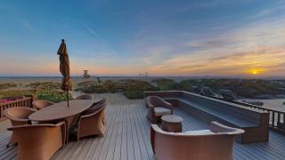 3 Bedroom 2 Bath Beachfront Home - Huntington Beach - 0