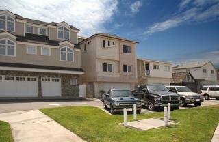 3 Bedroom 2 Bath Beachfront Home - Huntington Beach - 7