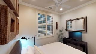 3 Bedroom 2 Bath Beachfront Home - Huntington Beach - 4