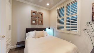 3 Bedroom 2 Bath Beachfront Home - Huntington Beach - 3