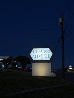 Llano Motel - Llano - 9