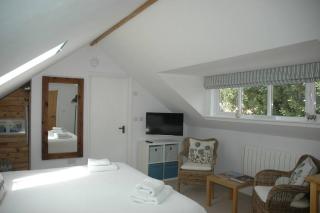 Cowslip Barn Annexe, Countryside Stay Near Chichester - 7