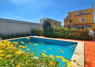 Oceans house - Pool, Sauna, 26 Sleeps, 7m to beach - 0