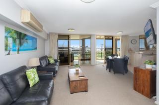 Riviera 306 - Port Macquarie - 6