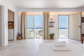 Cavos Hotel & Suites - 1