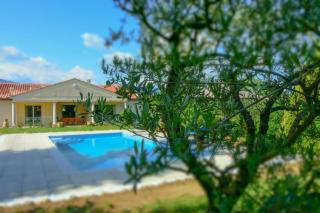 Villa Aixela 220m2 - 4ch - Piscine & Jardin 3000m2 - Fayence - 3