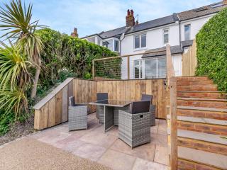 Happy House - Bevendean - 0