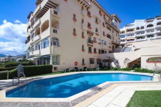 Apartamento en Playa del Cristo - Estepona - 2