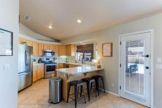 Centrally Located Lake Havasu Home with Huge Patio! - Lake Havasu City - 3
