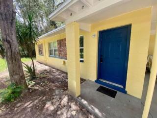 Peaceful renovated house centrally located - 2