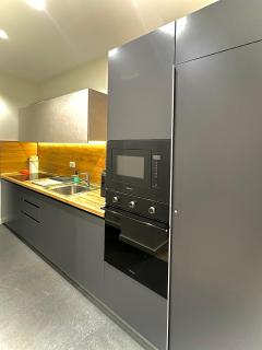 Charming and Bright Tirana Center Apartament - Tirana - 6