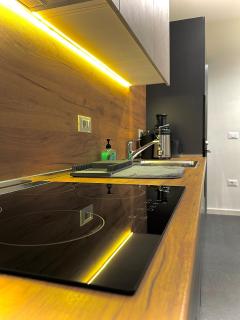 Charming and Bright Tirana Center Apartament - Tirana - 5