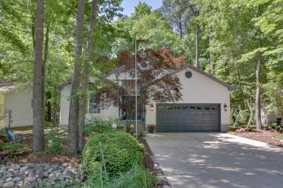 2 Mi to Golf Retreat with Hot Tub in Ocean Pines - Ocean Pines - 8