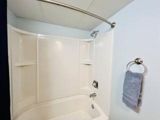 *OCEANFRONT SUNNY FUN*Queen Beds *Great Pools, Hot Tubs+*M44 - Myrtle Beach - 8