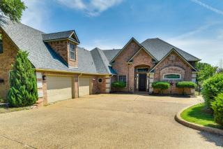 Lakefront Little Elm Home with Private Pool! - Little Elm - 9