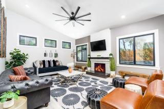 Poppy Cottage Open Floor Plan Modern Luxury - Carlsbad - 5