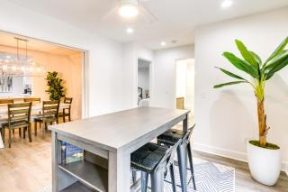 Golf, Dine and Swim Sleek Palmetto Dunes Home! - 4