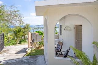 Palm Leaf Cottage - 0