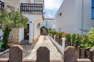 Apartments with a parking space Vodice - 21216 - Vodice - 1