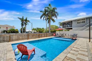 Bungalow W - Bradenton Beach - 8