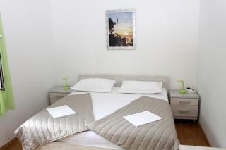 Apartments by the sea Podgora, Makarska - 21378 - Podgora - 1