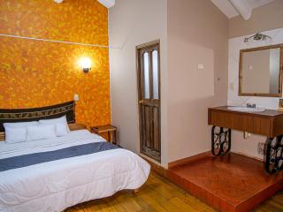 LO NUESTRO House - 1