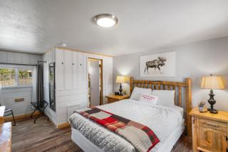 The Bucking Moose - 3