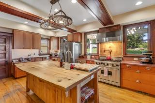 Marty's Place - Langley - 3