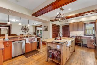 Marty's Place - Langley - 2